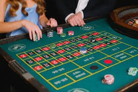 laro777 mobile platform open on a smartphone showing sports and casino options in the Philippines